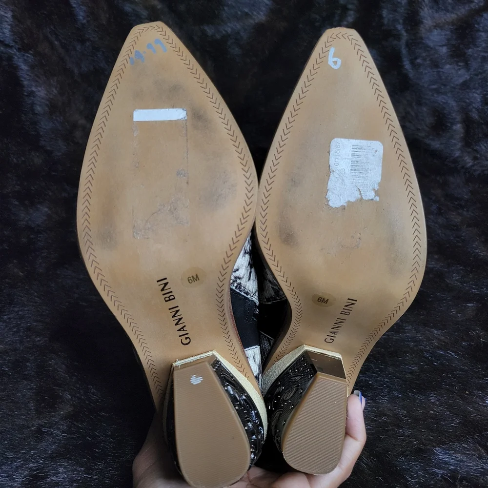 Gianni Bini Eviee Snake Print‎ Metal Block Heel Western Booties 6M
